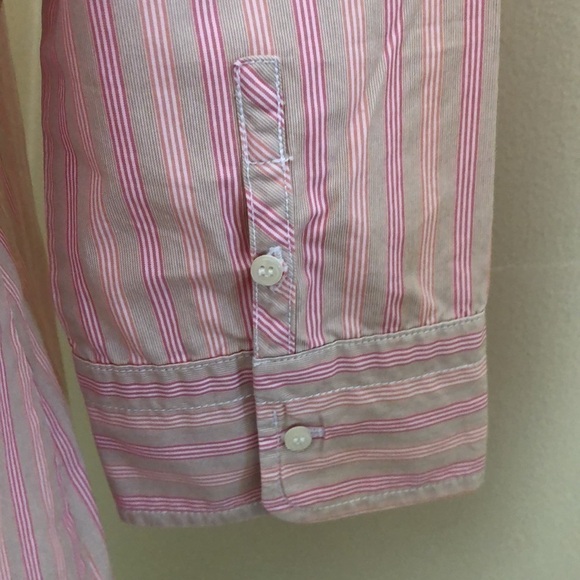 J. Crew. Button down 3/4 sleeve Shirt. Pink and Cream. Medium - Picture 7 of 9